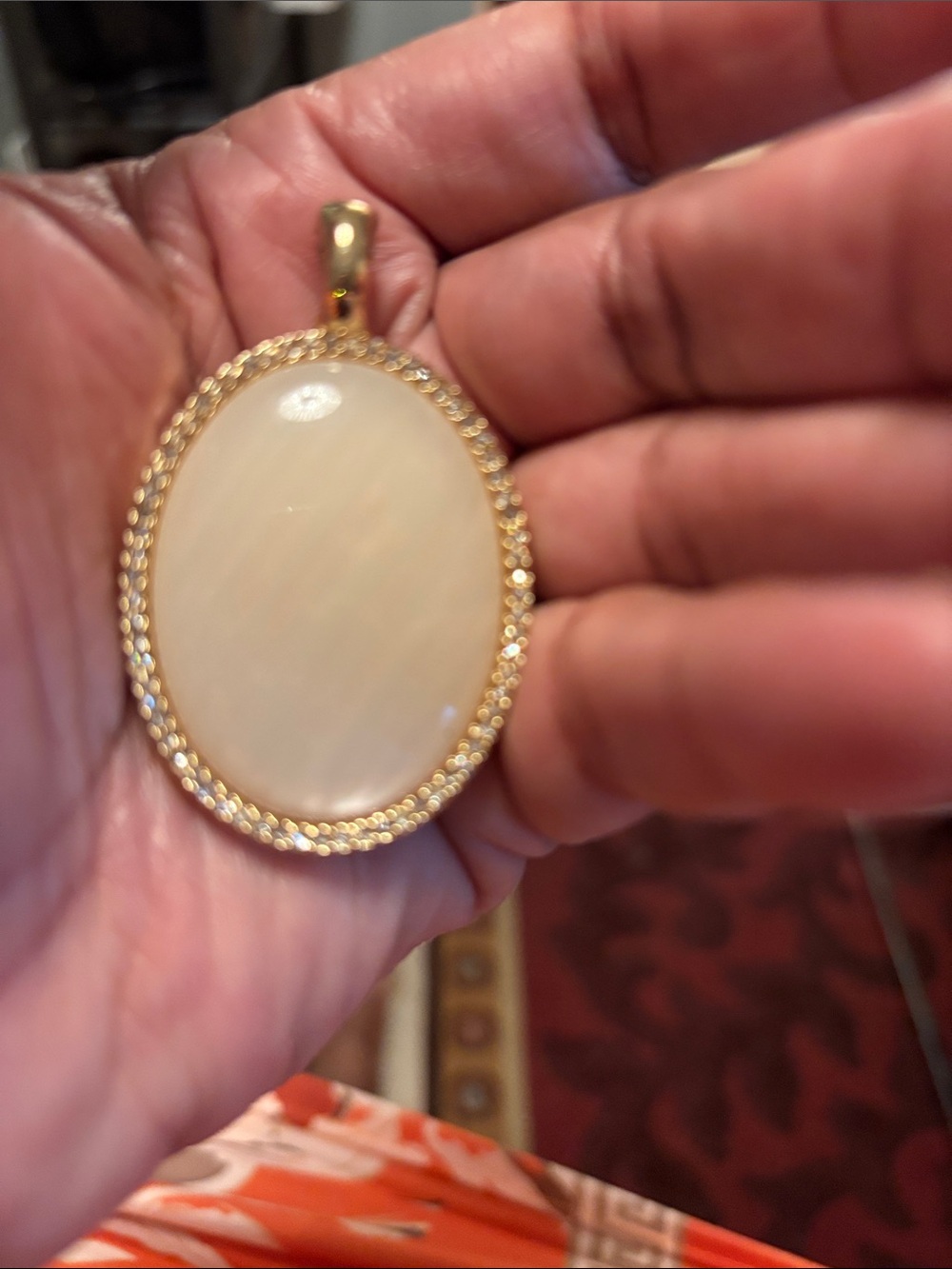 Premier Designs Gold Oval Mother-of-Pearl Style Pendant Reversible